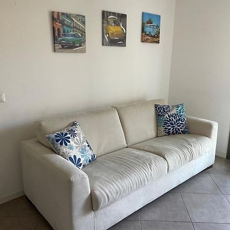 Апартаменты Dolcecasaleogiu Con Parcheggio Coperto Gratuito Vitinia Экстерьер фото